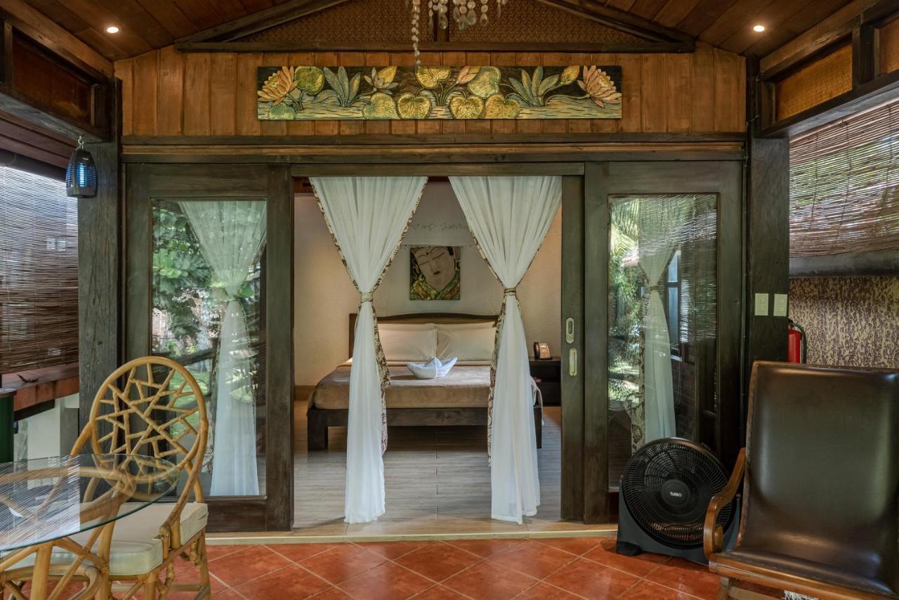 Chema'S By The Sea Hotel ซามาล ภายนอก รูปภาพ