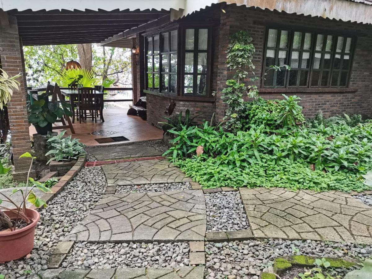 Chema'S By The Sea Hotel ซามาล ภายนอก รูปภาพ