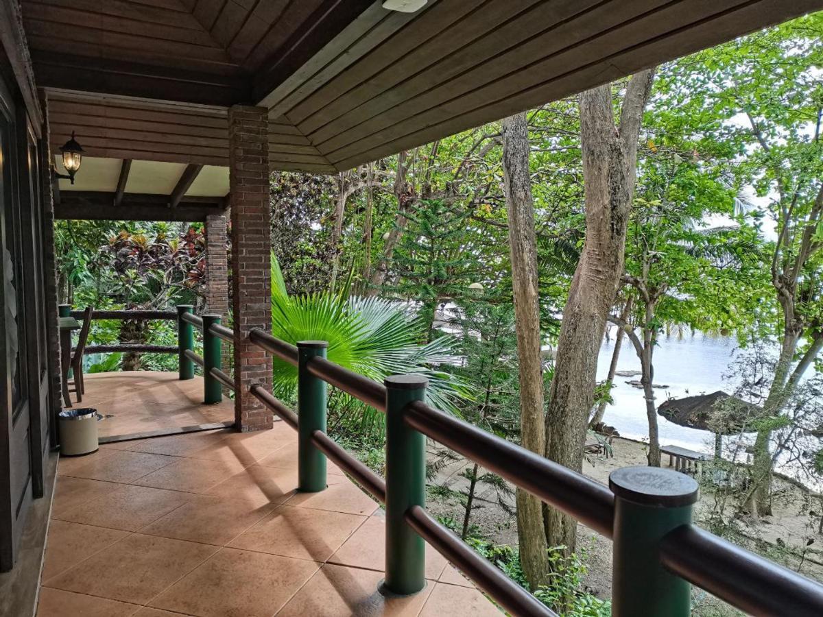 Chema'S By The Sea Hotel ซามาล ภายนอก รูปภาพ