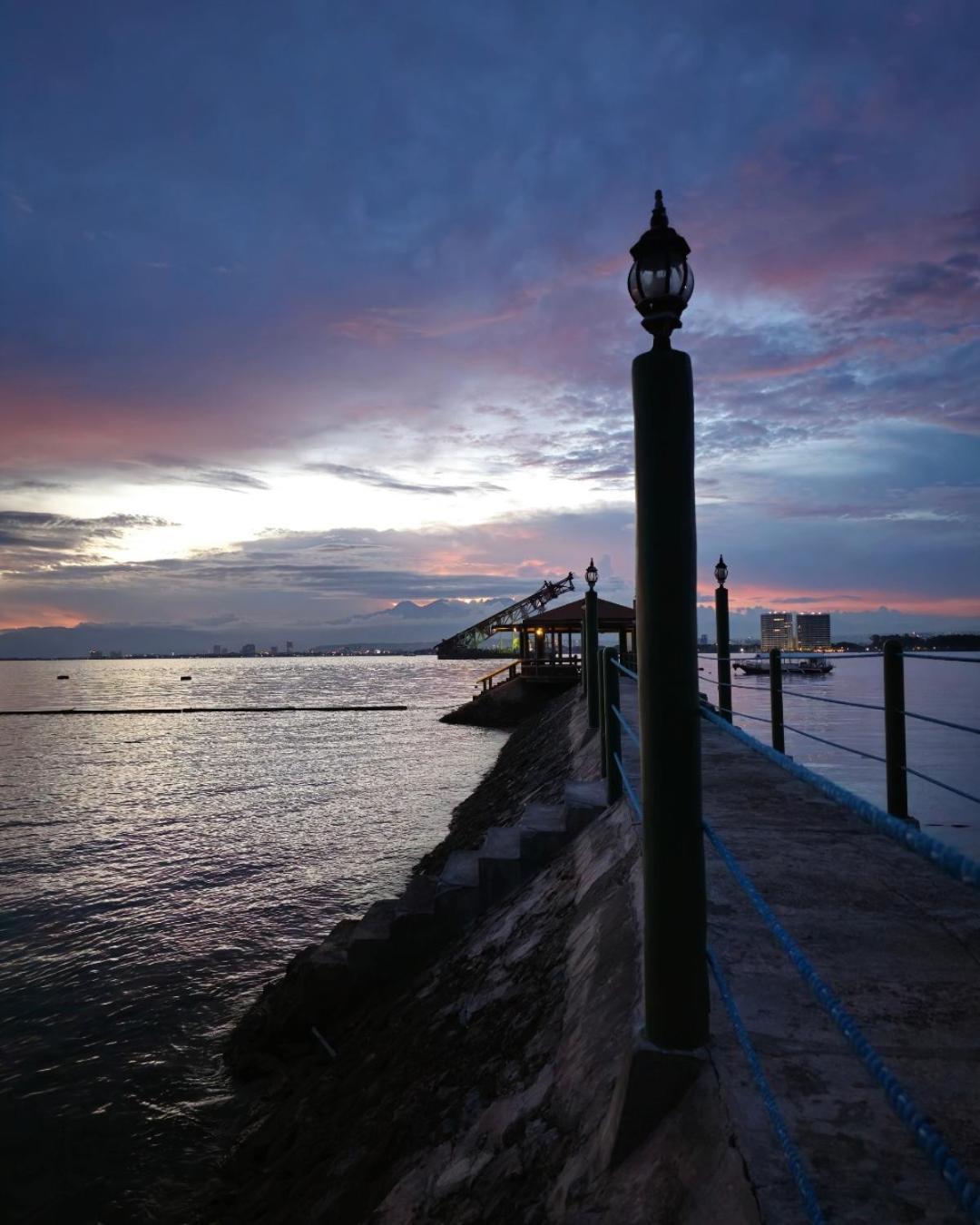 Chema'S By The Sea Hotel ซามาล ภายนอก รูปภาพ