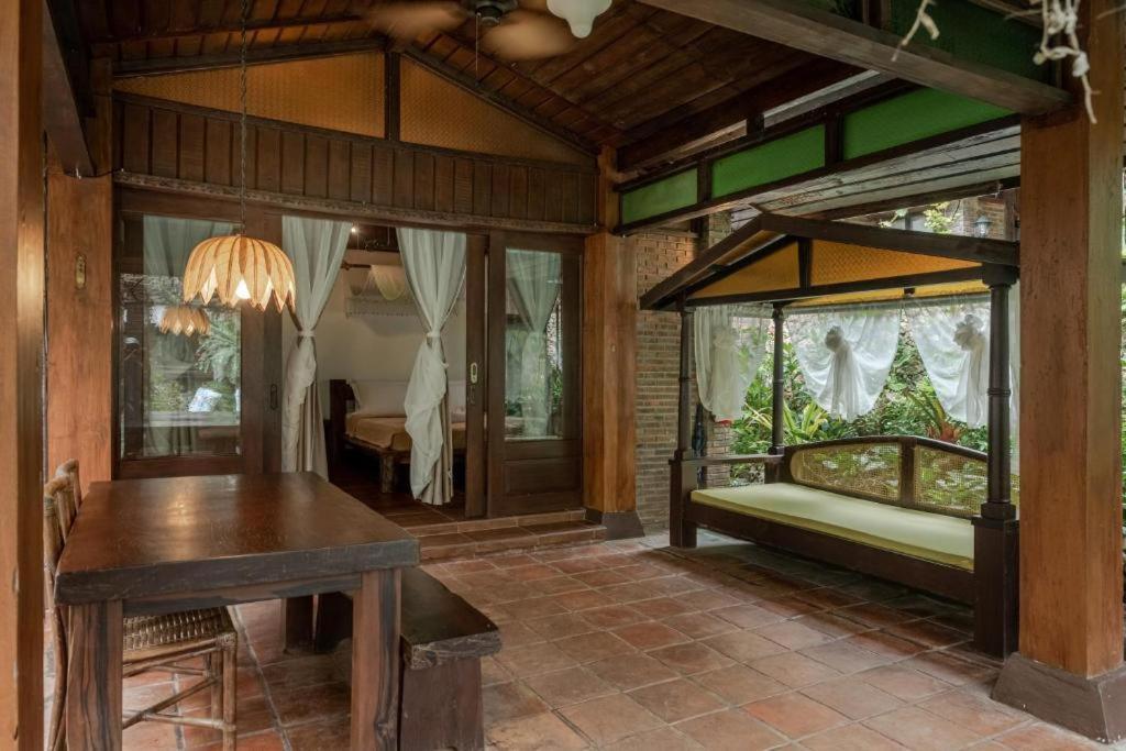 Chema'S By The Sea Hotel ซามาล ภายนอก รูปภาพ