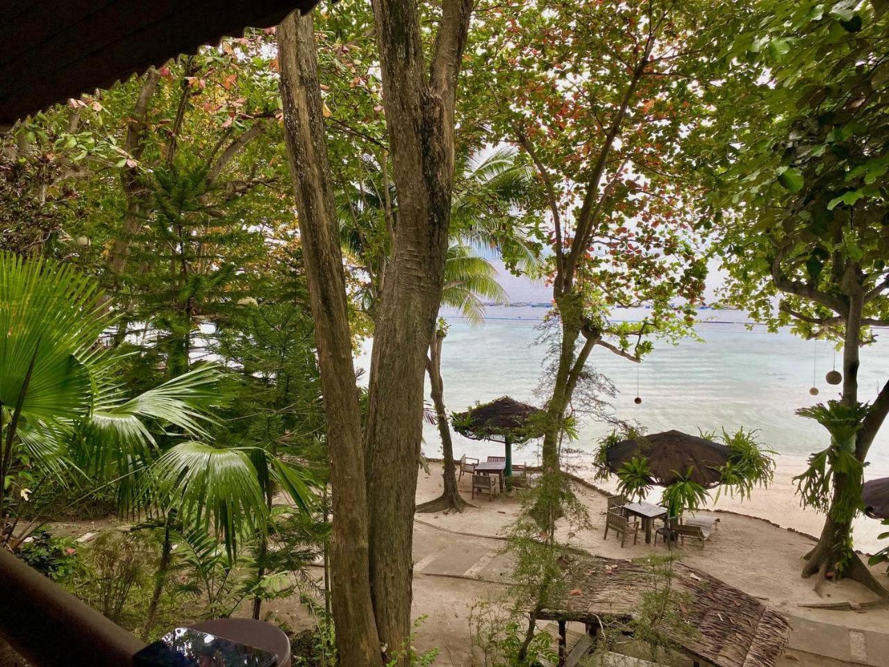 Chema'S By The Sea Hotel ซามาล ภายนอก รูปภาพ