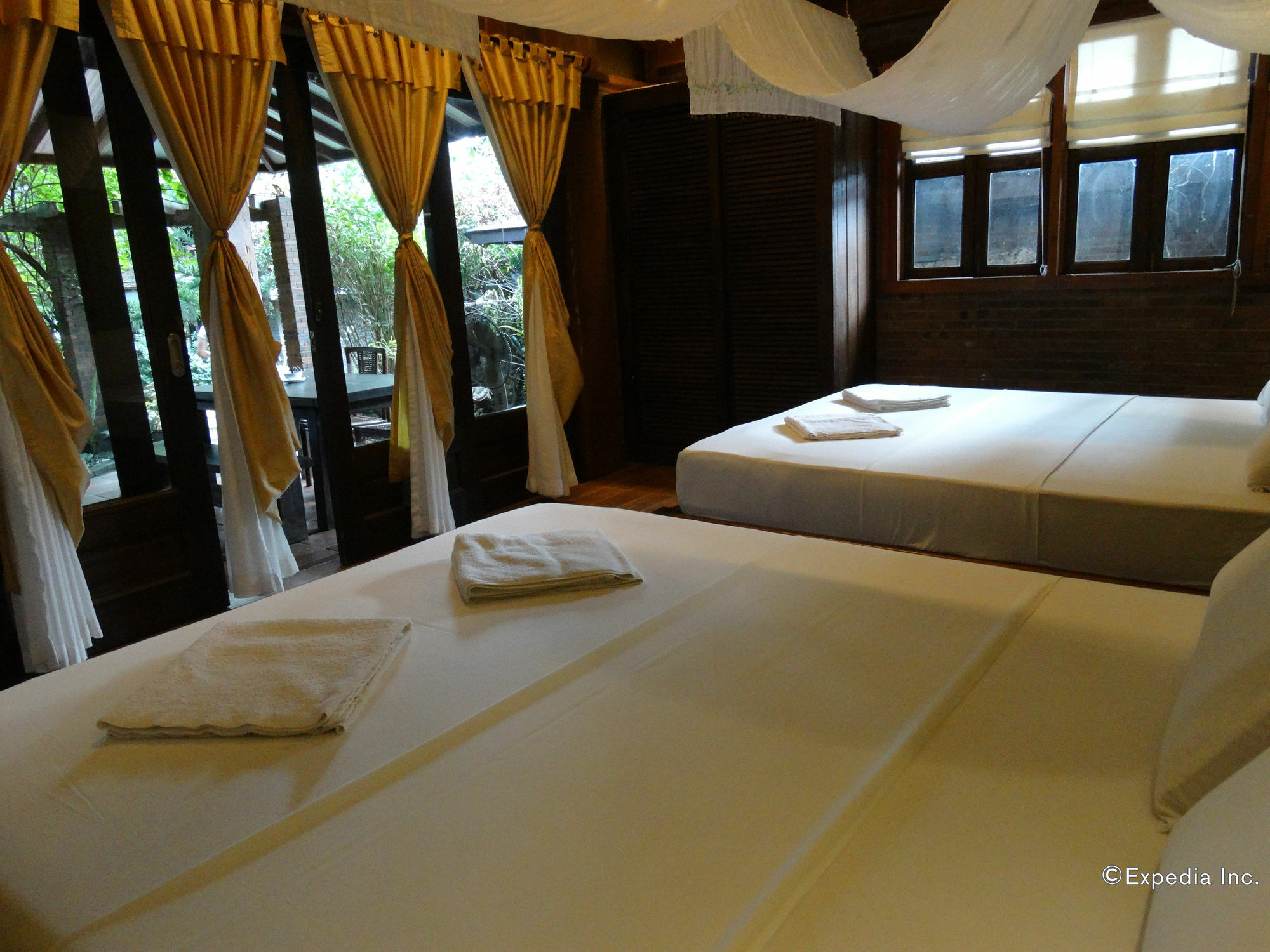Chema'S By The Sea Hotel ซามาล ภายนอก รูปภาพ